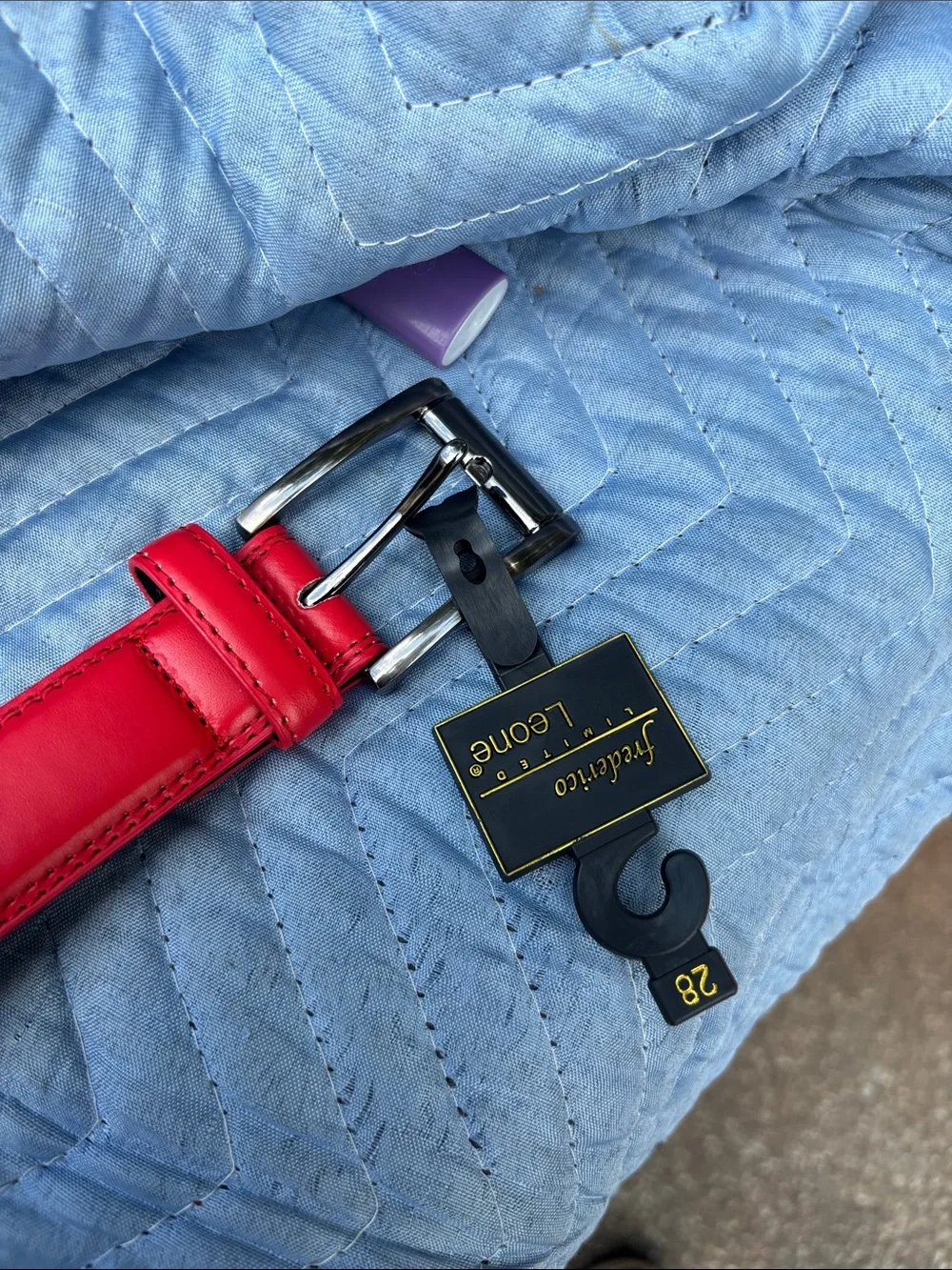 Men's Red Leather Belt with Polished Buckle Fredrico Leone